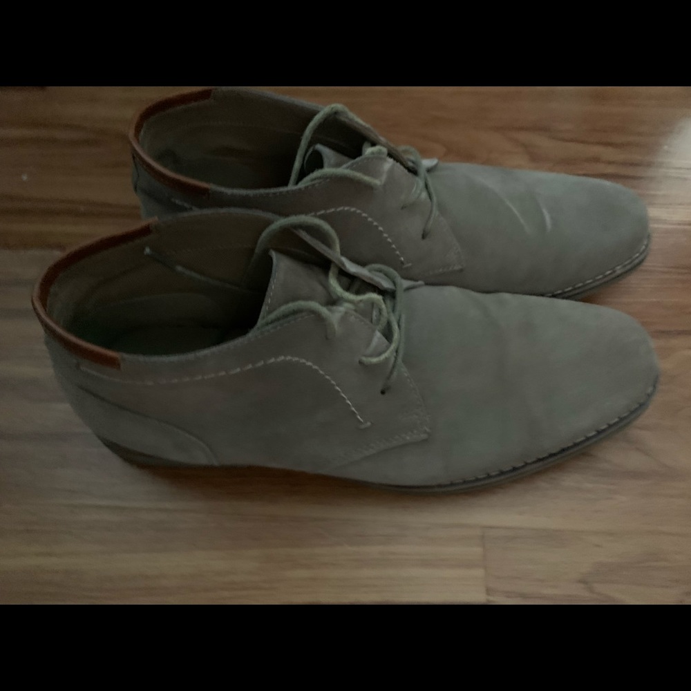 Sonoma suede shoe